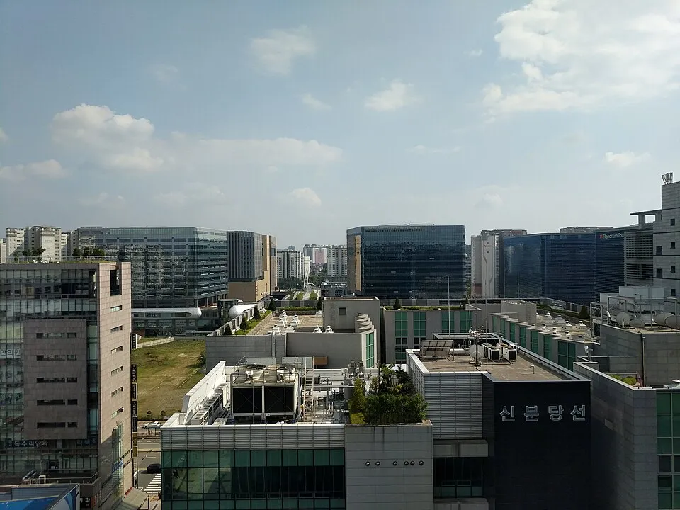 기존 판교테크노밸리 업무 건물