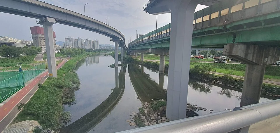 안양천과 기아대교 주변 수변 경관